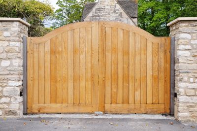 Enhance the Value of the Property with Wood Gate Repair!