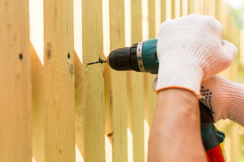 Pine Fence Installation in Pearland, TX