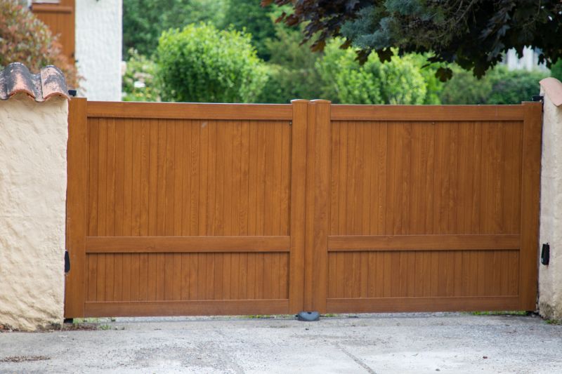 Custom Gate Restoration Services